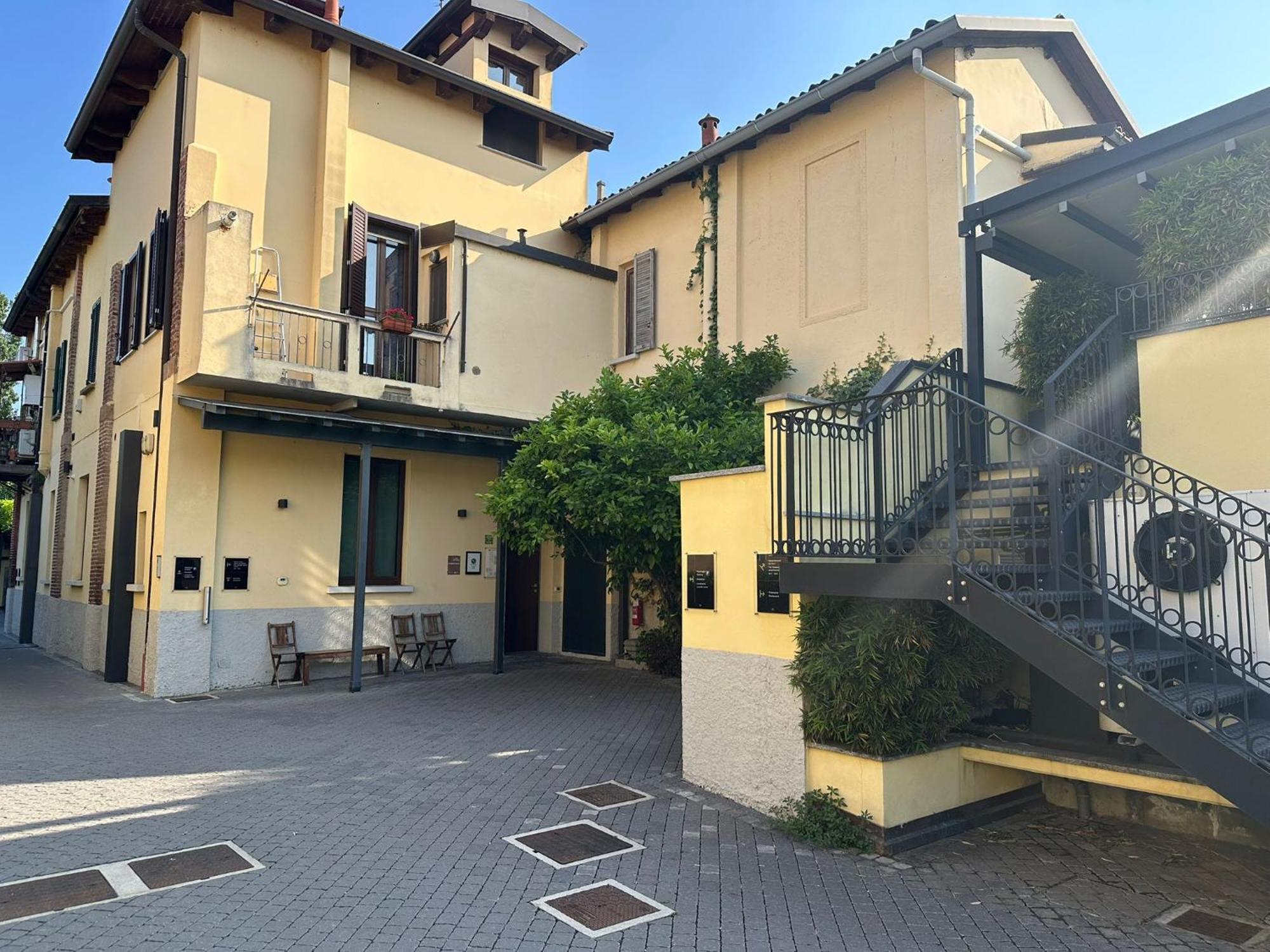 Versoverde Hotel Alzaia Naviglio Grande — Photos 1